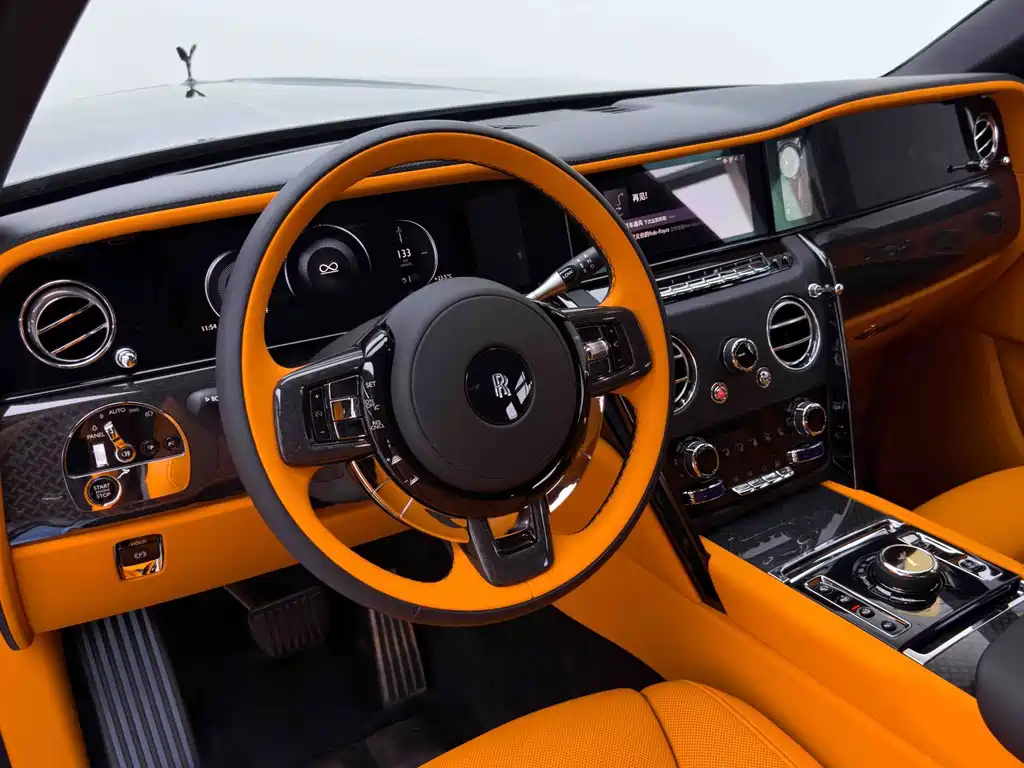Rolls-Royce Cullinan — миниатюра 23