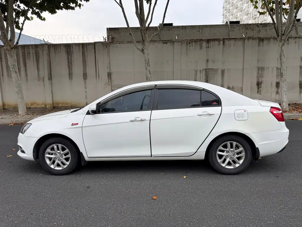 Geely Emgrand — миниатюра 7