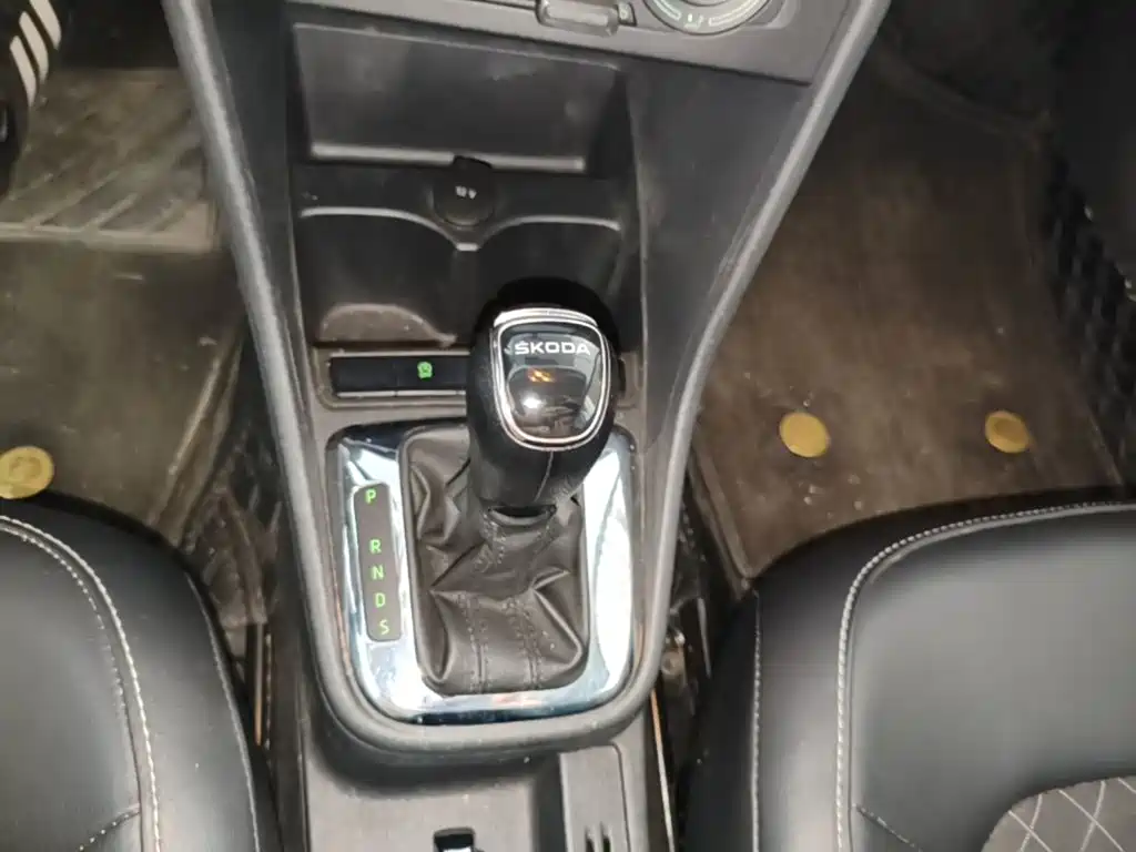Skoda Rapid Spaceback — миниатюра 14