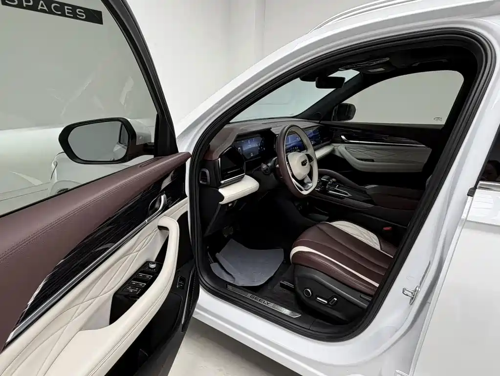 Geely Xingyue L — миниатюра 11