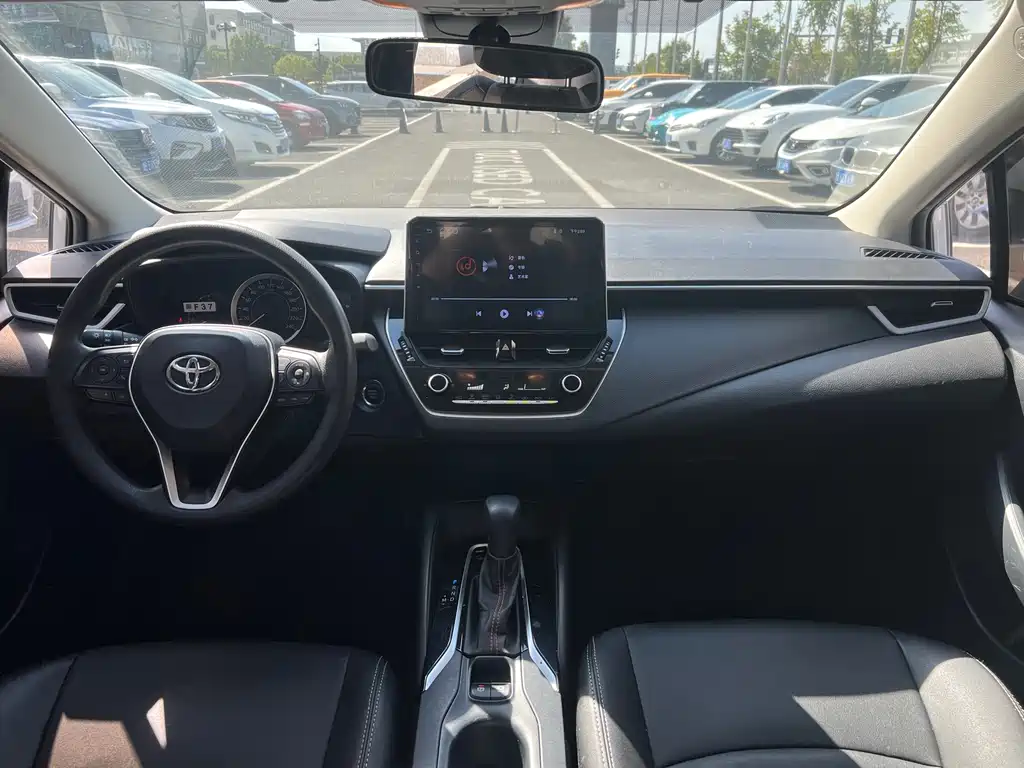 Toyota Corolla — миниатюра 4