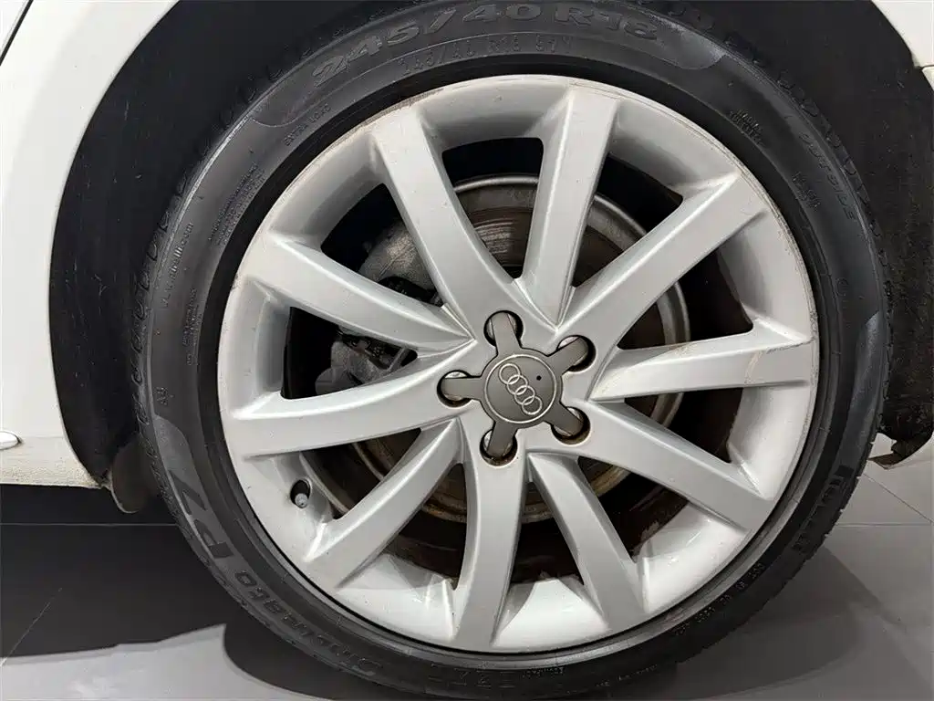 Audi A4L — миниатюра 13