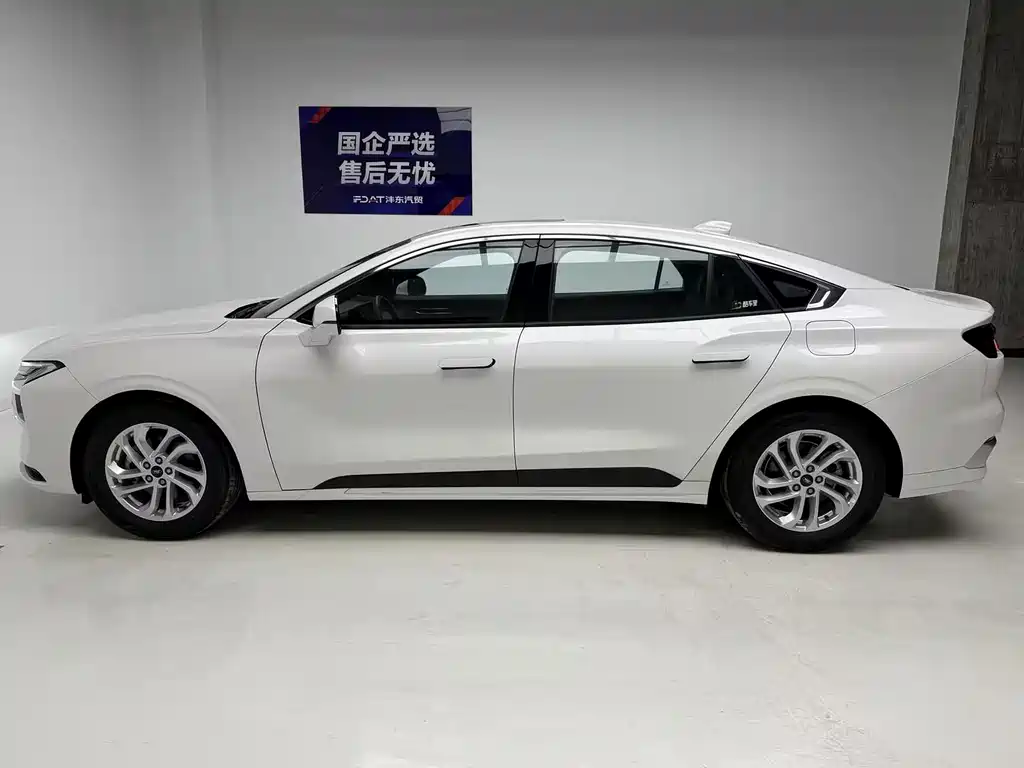 Ford Mondeo — миниатюра 9