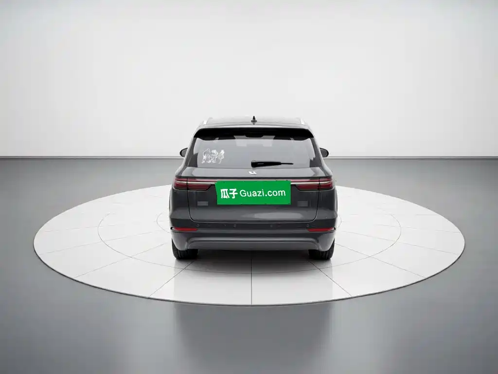 Li Auto ONE 2020 6 мест
