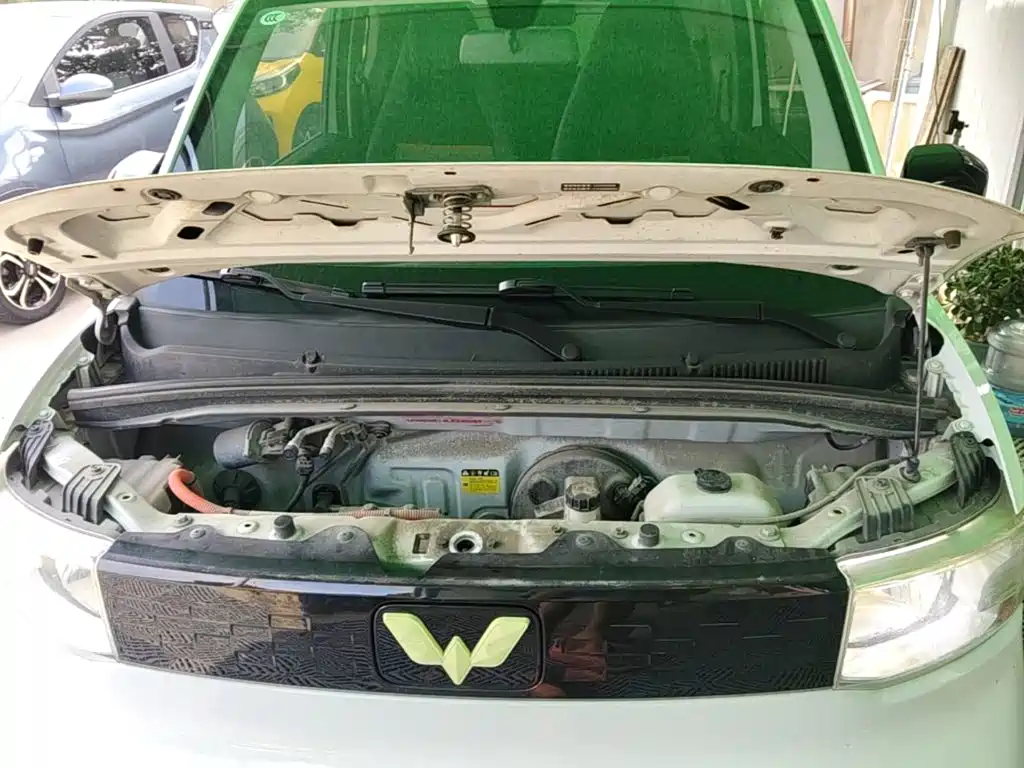 Wuling MINIEV — миниатюра 20