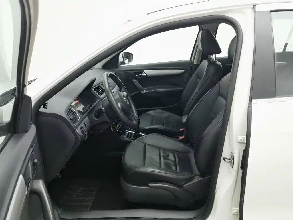 Volkswagen Gran Lavida — миниатюра 10
