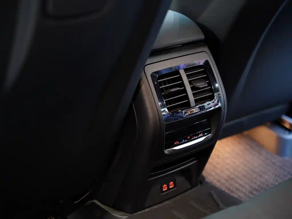 BMW X4 M40i — миниатюра 35