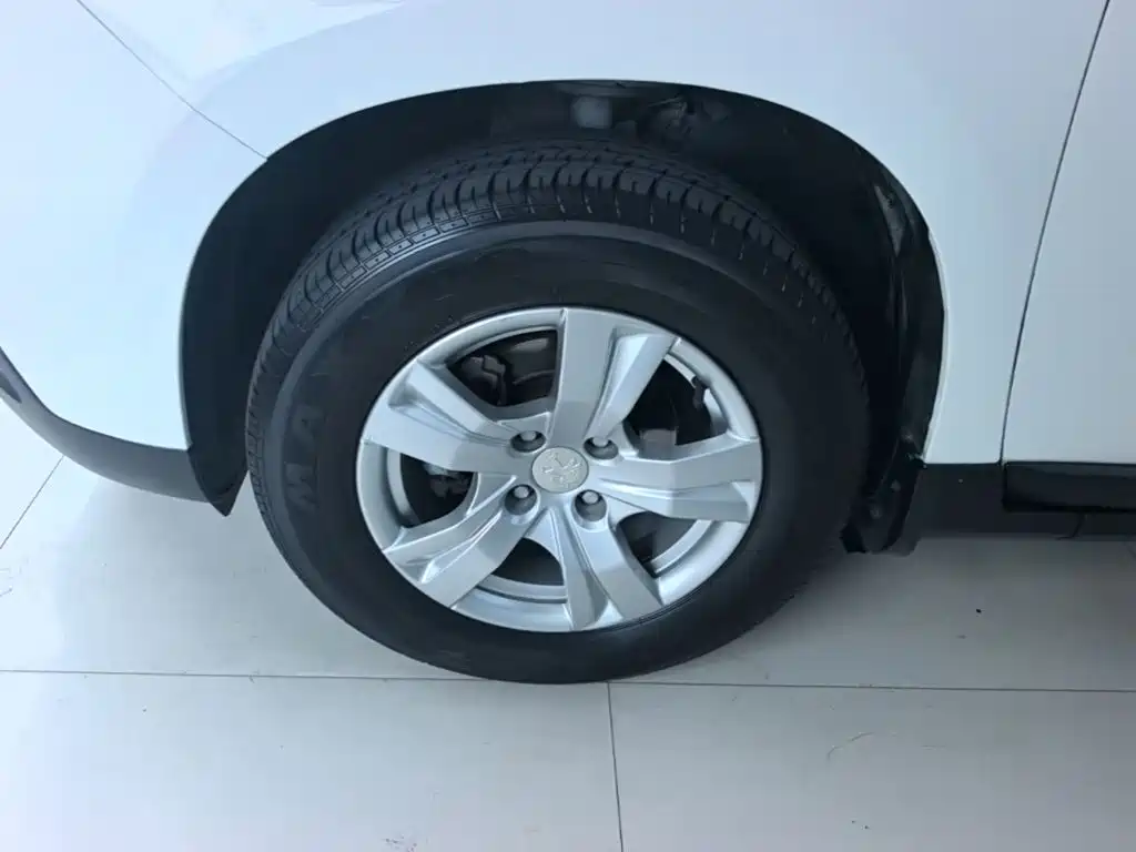 Peugeot 2008 — миниатюра 23