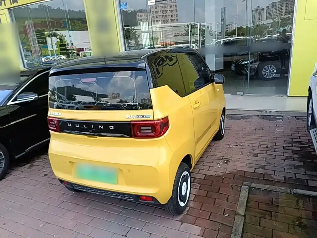Wuling MINIEV — миниатюра 7