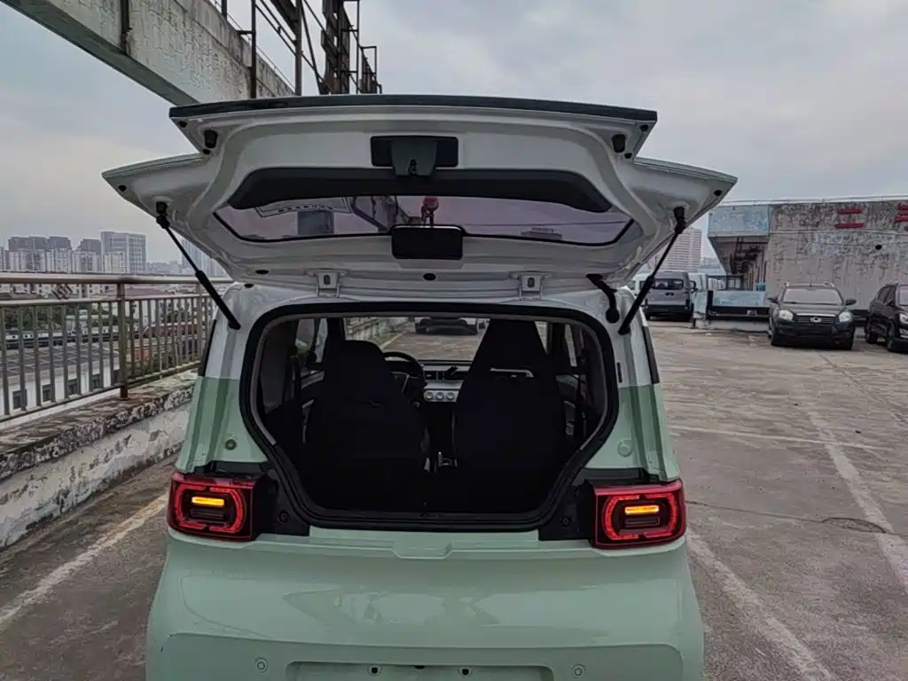 Wuling MINIEV — миниатюра 19