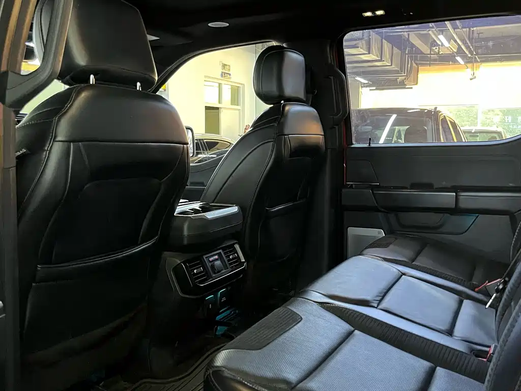 Ford F-150 Raptor — миниатюра 6
