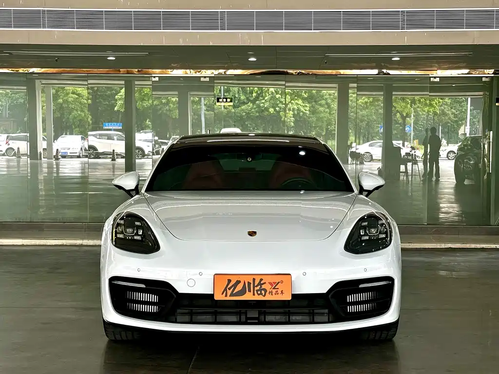 Porsche Panamera — миниатюра 2