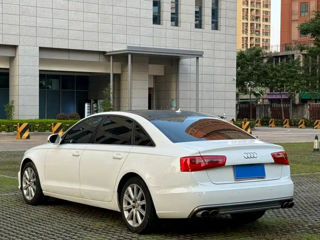 Audi A6L — миниатюра 6
