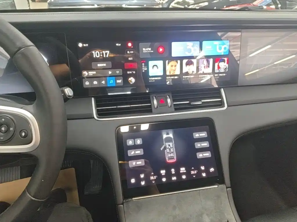 Li Auto Li ONE — миниатюра 13