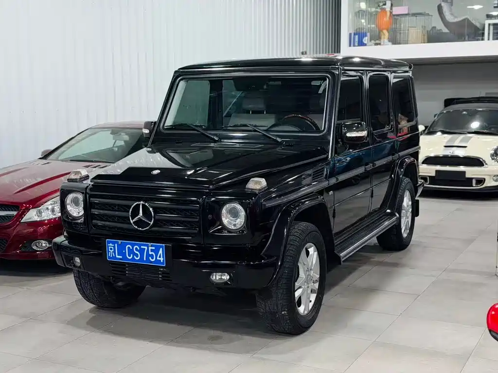 Mercedes-Benz G-Class 2011