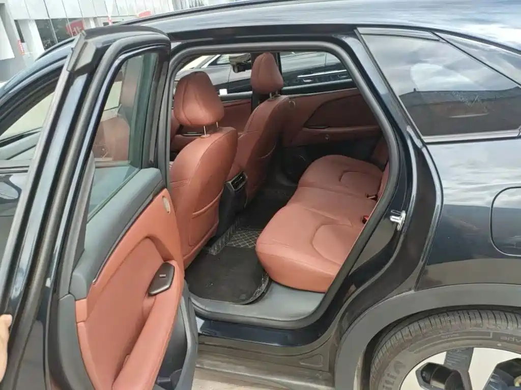 ARCFOX Alpha T5 — миниатюра 5