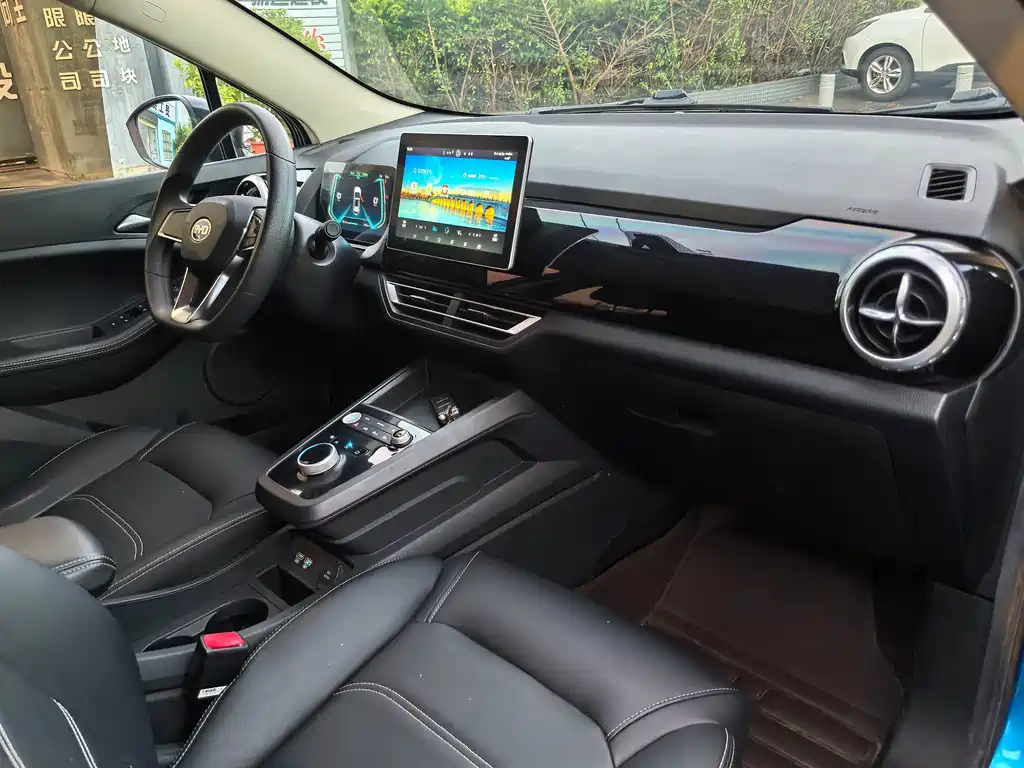 BYD S2 — миниатюра 14