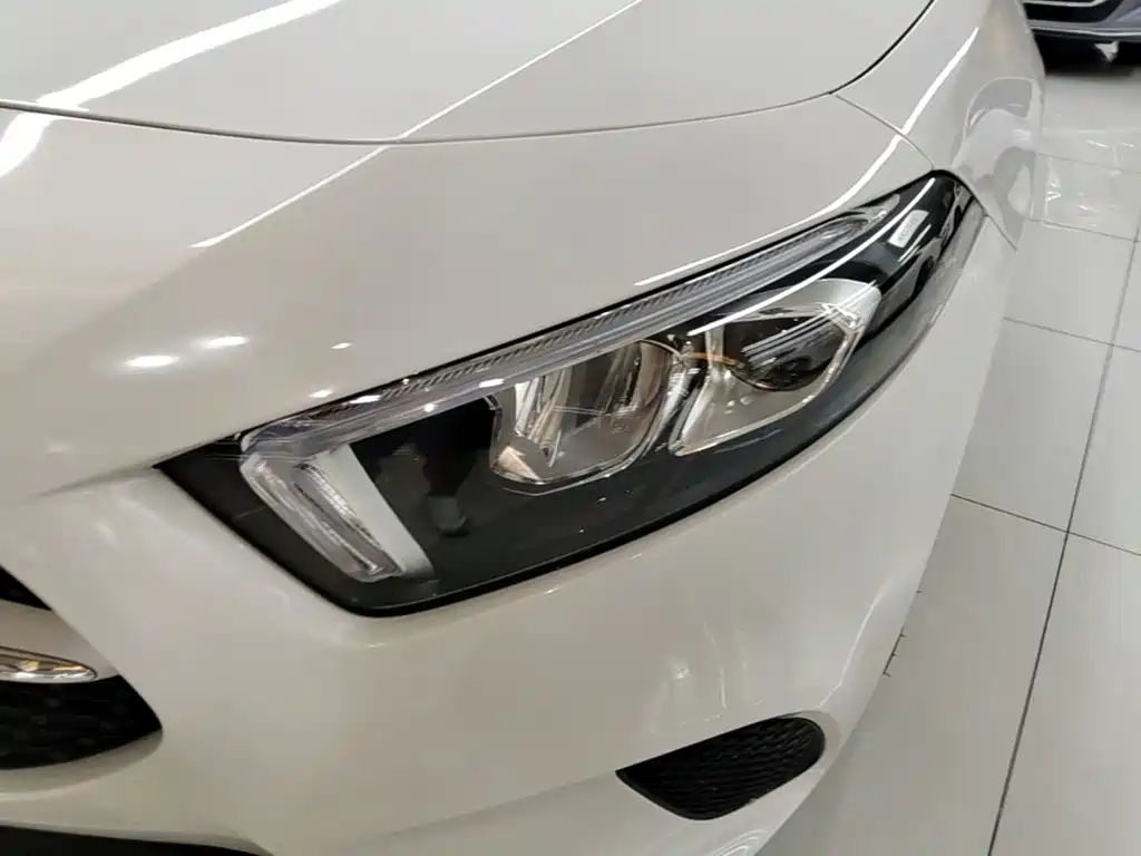 Mercedes-Benz A-Class (Import) — миниатюра 24