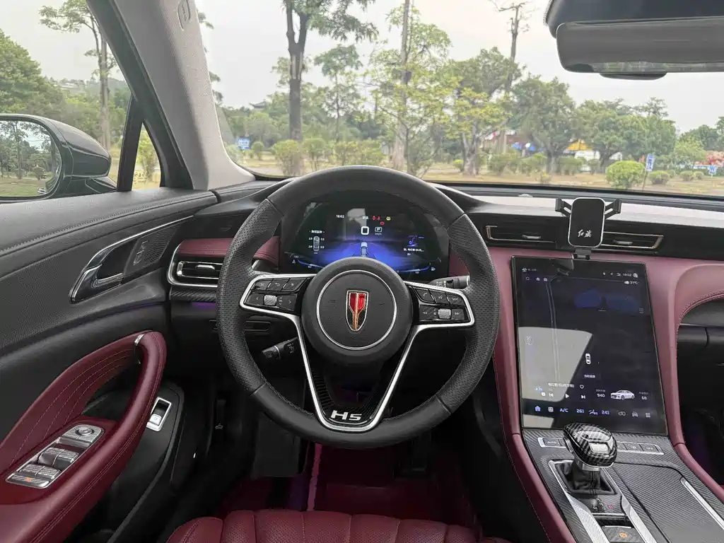 Hongqi Hongqi H5 — миниатюра 9