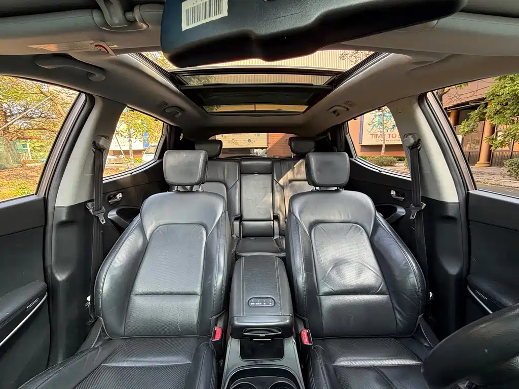 Hyundai Santa Fe — миниатюра 10