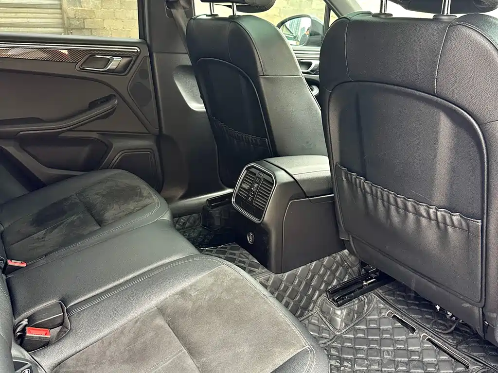 Porsche Macan - фото 11