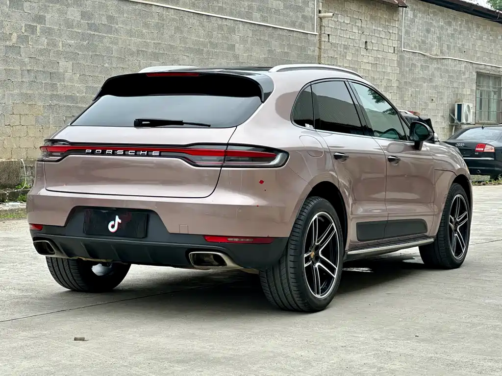 Porsche Macan - фото 7