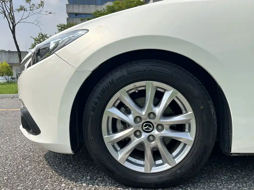 Mazda 3 Axela — миниатюра 9