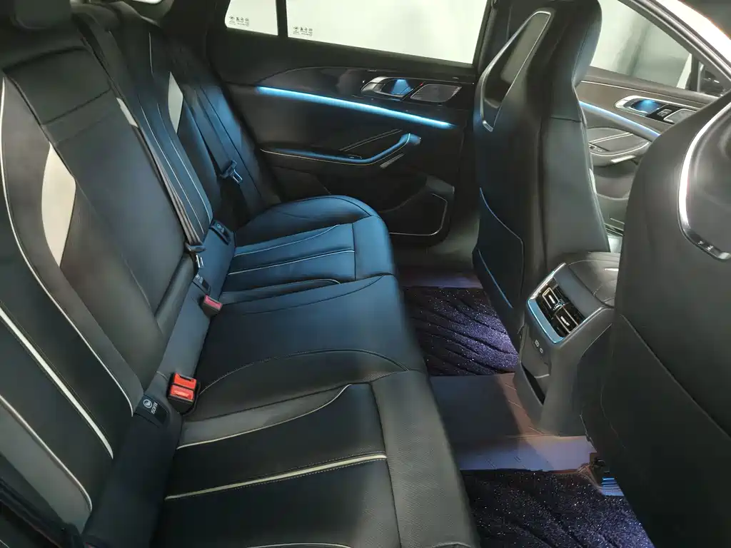 Hongqi Hongqi H6 — миниатюра 11