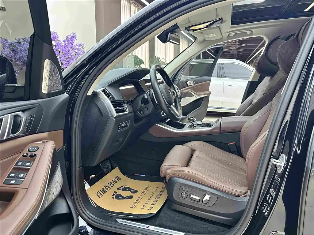 BMW X5 (Import) — миниатюра 9