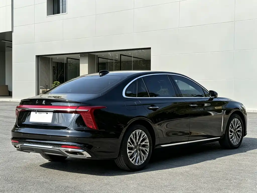 Hongqi Hongqi H5 — миниатюра 15