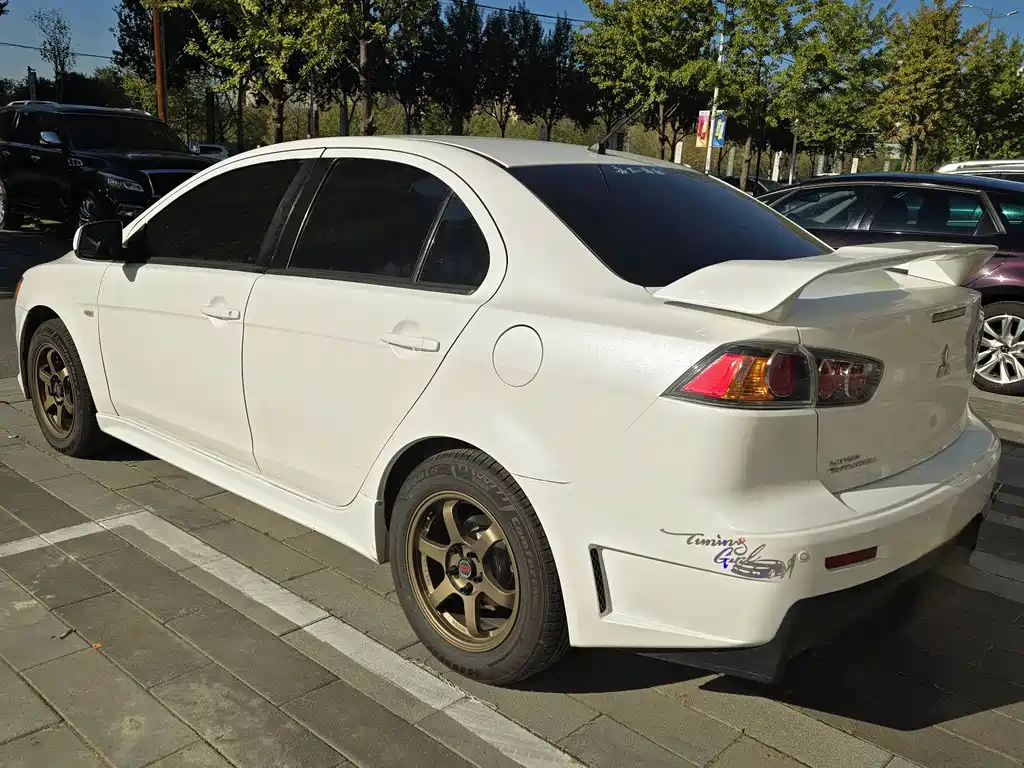Mitsubishi Lancer EX — миниатюра 5