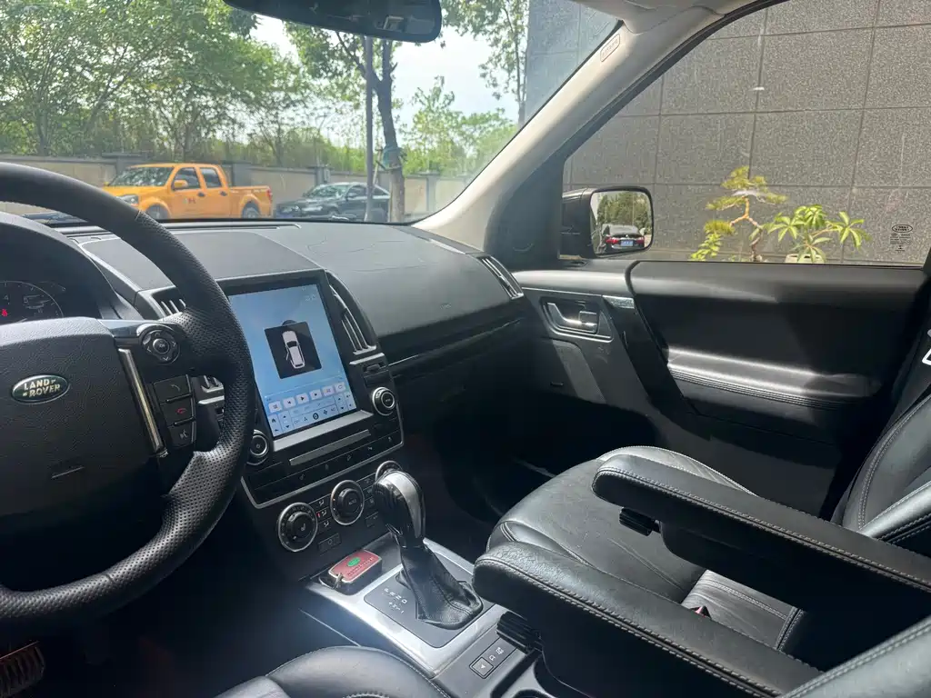 Land Rover Freelander 2 — миниатюра 13