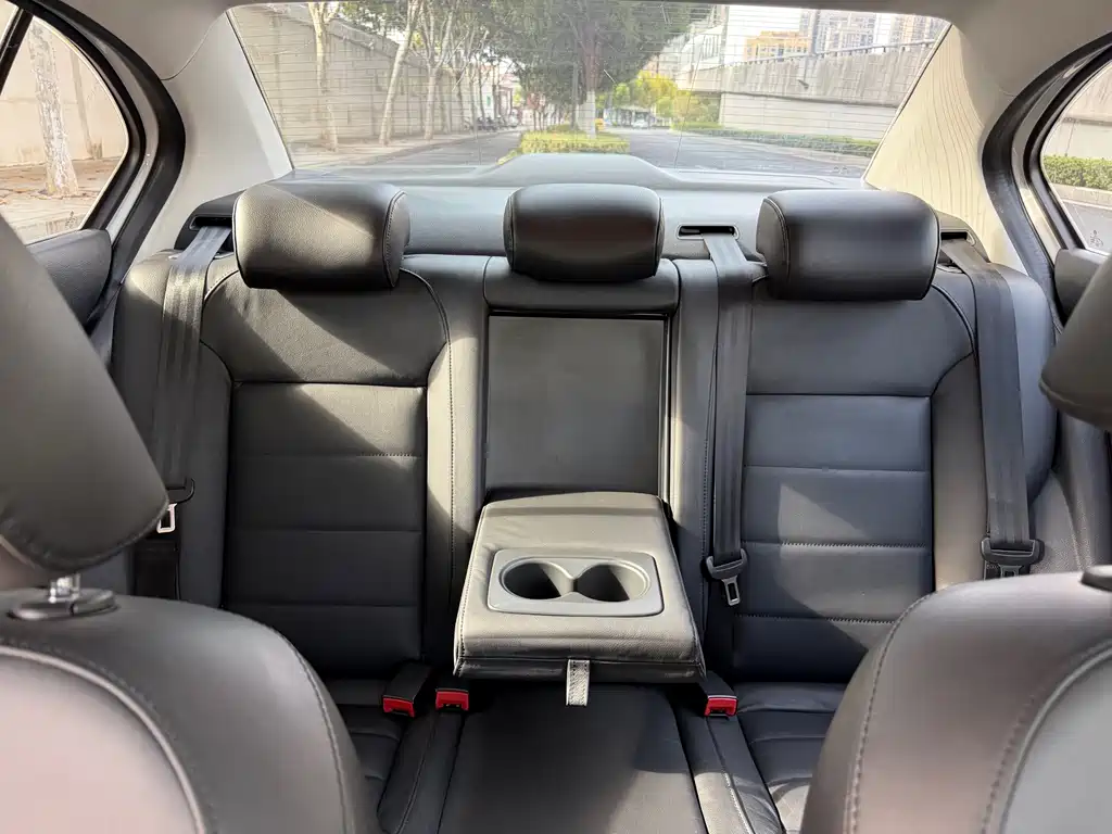 Volkswagen Lavida — миниатюра 15