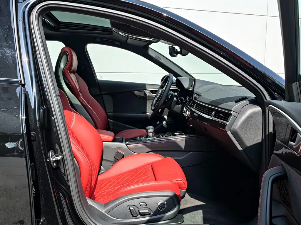 Audi S4 — миниатюра 9