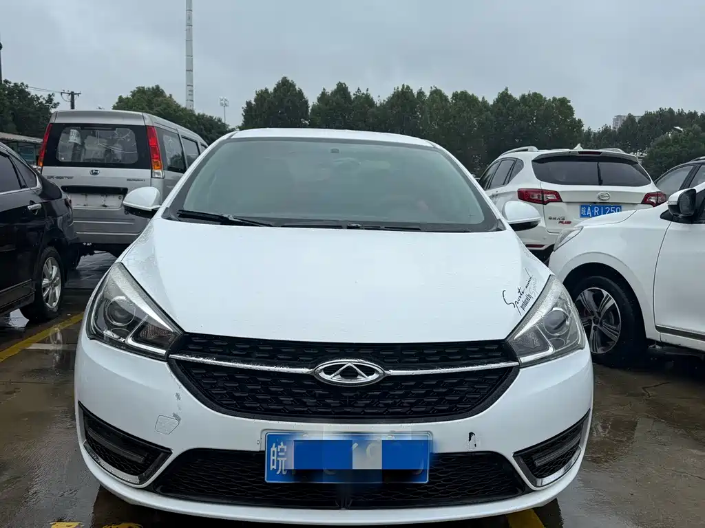 Chery Arrizo 5