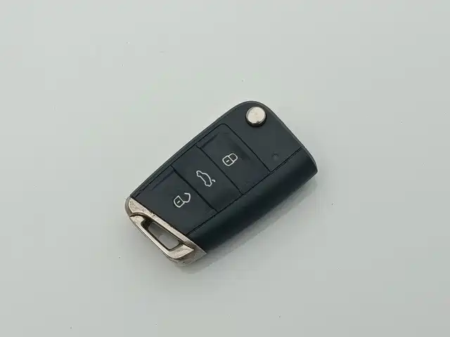 Volkswagen Golf — миниатюра 13