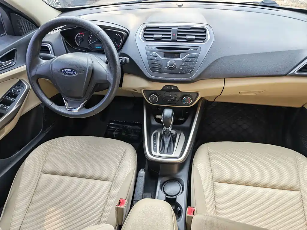 Ford Escort — миниатюра 12