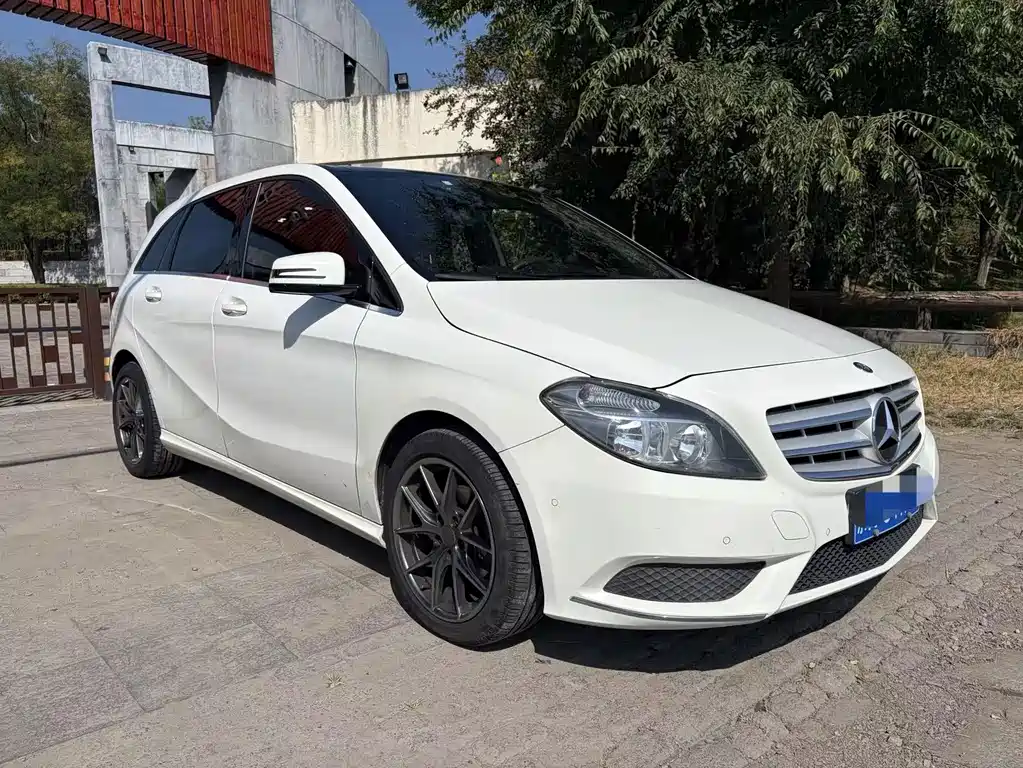 Mercedes-Benz B-Class — миниатюра 3