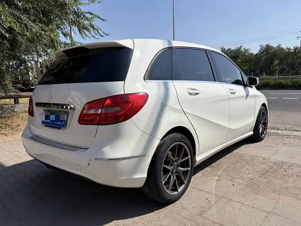 Mercedes-Benz B-Class — миниатюра 4