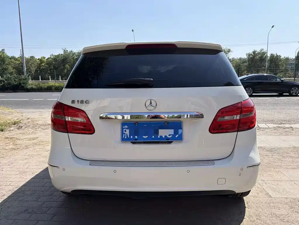 Mercedes-Benz B-Class — миниатюра 5