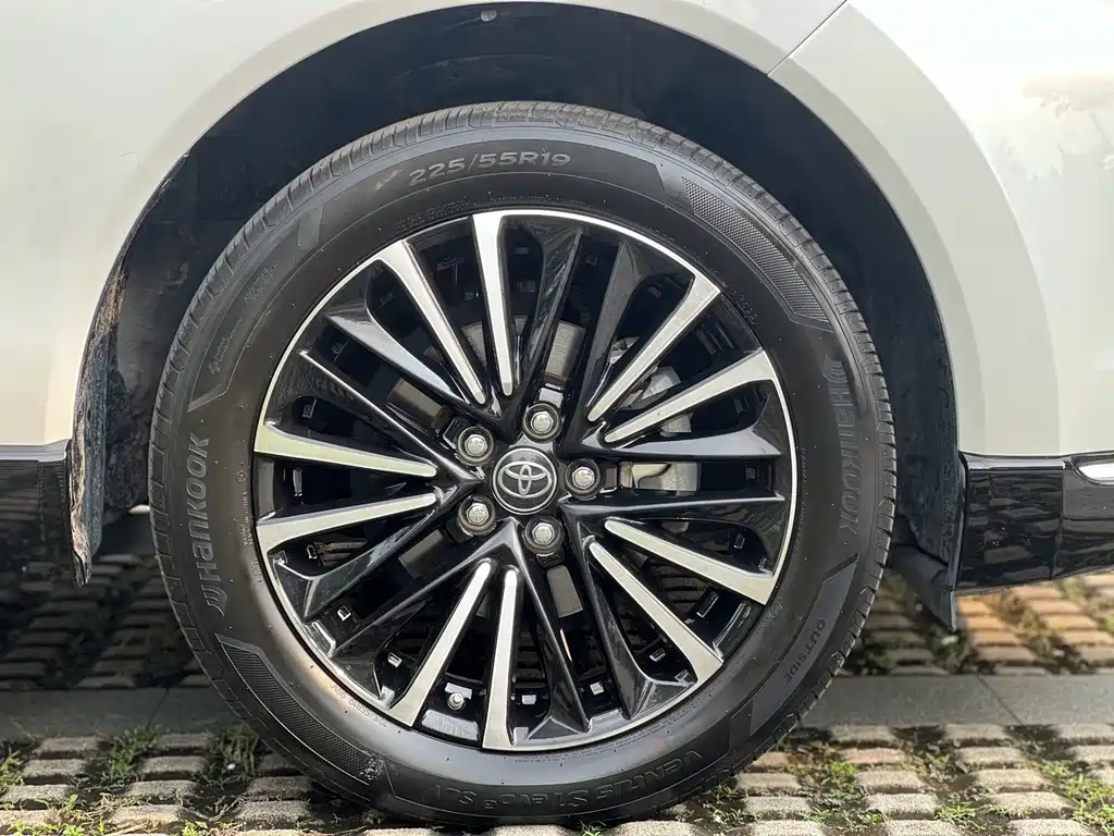 Toyota Venza — миниатюра 27