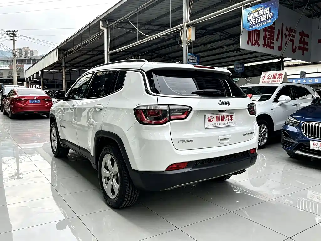 Jeep Compass — миниатюра 10