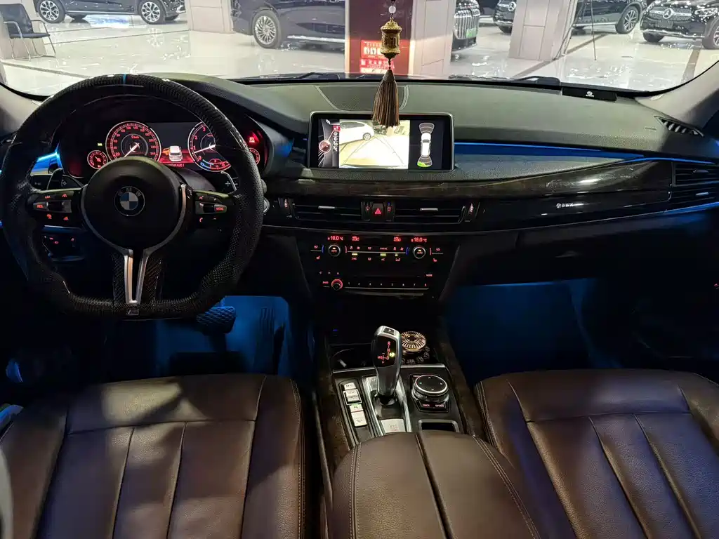BMW X5 (Import) — миниатюра 8