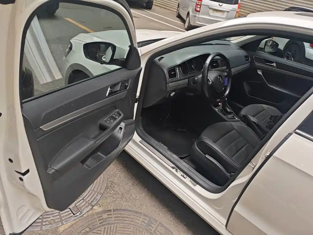 Volkswagen Lavida — миниатюра 16