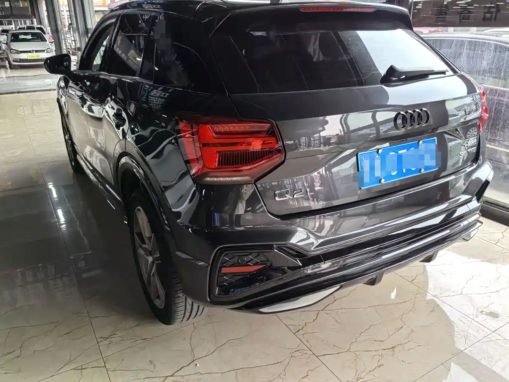 Audi Q2L — миниатюра 4