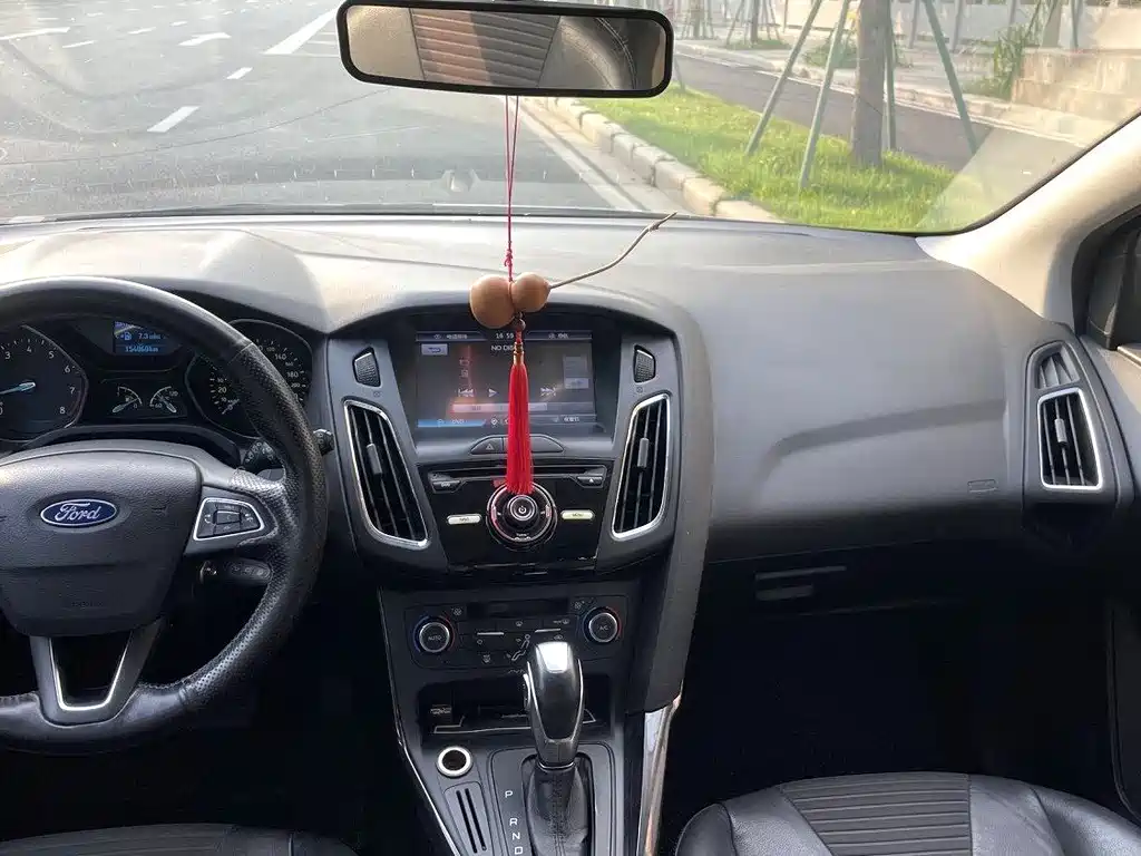 Ford Focus — миниатюра 9
