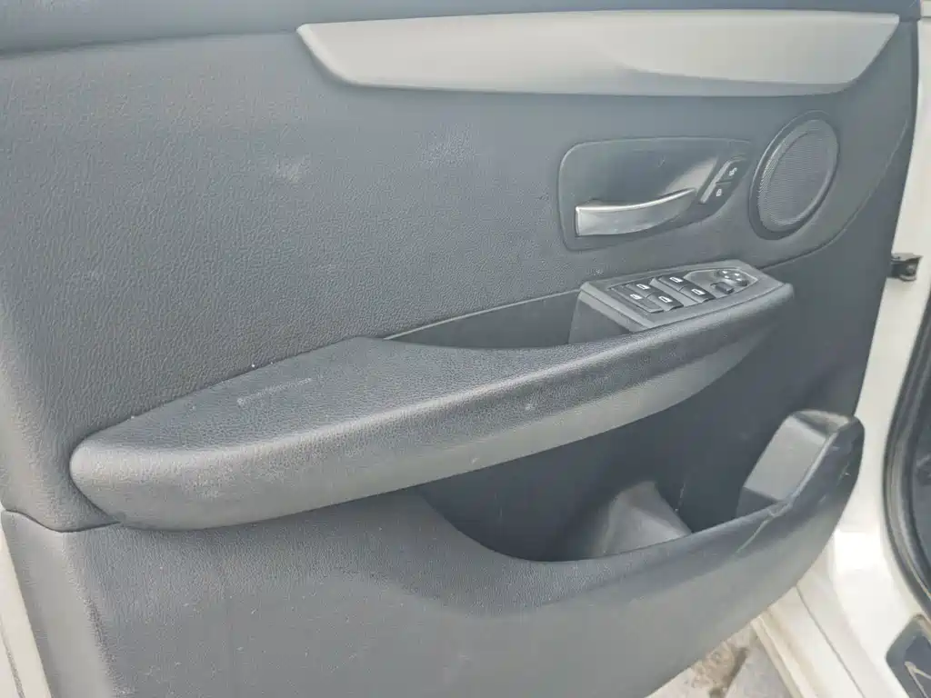 BMW 2 Series Gran Tourer — миниатюра 13