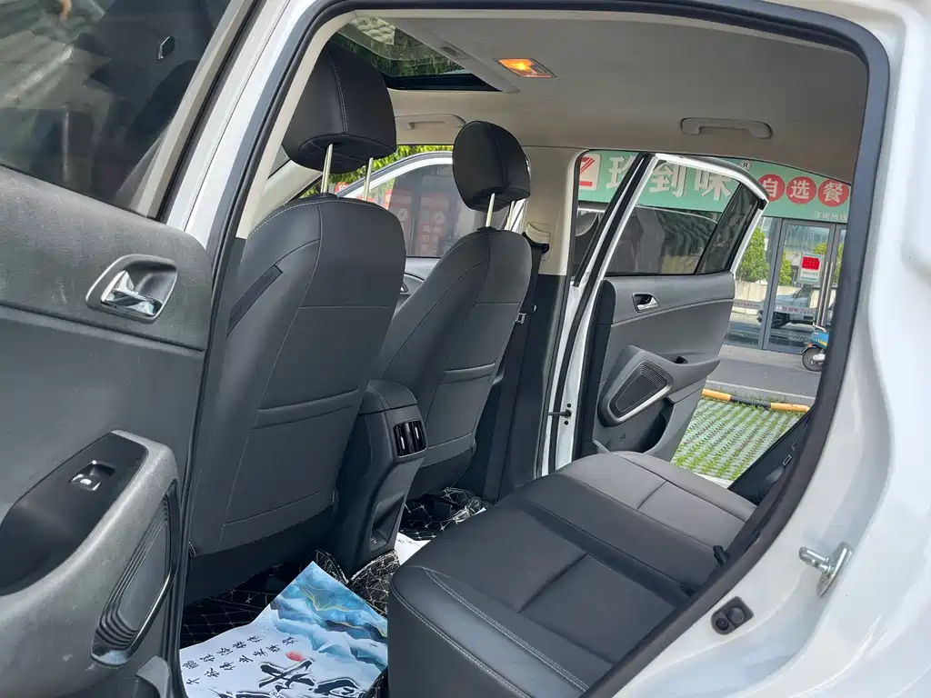 Hyundai ix35 - фото 8