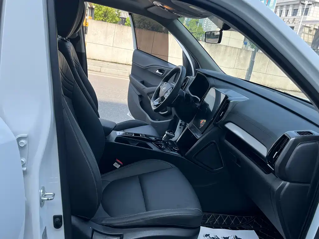 Hyundai ix35 - фото 9
