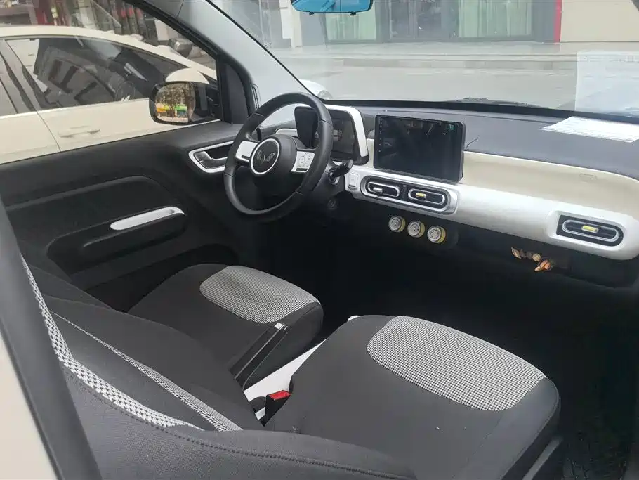 Wuling Mini EV MINIEV 2024 215km